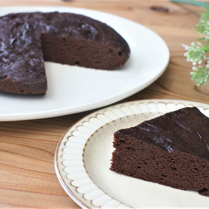 炊飯器で簡単！低糖質　チョコケーキ